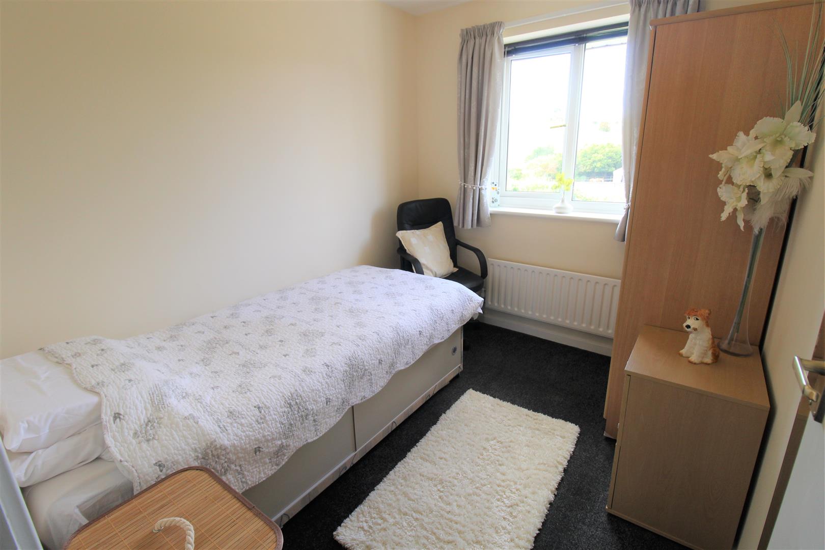 Powderham Close, Packmoor, Stoke-On-Trent